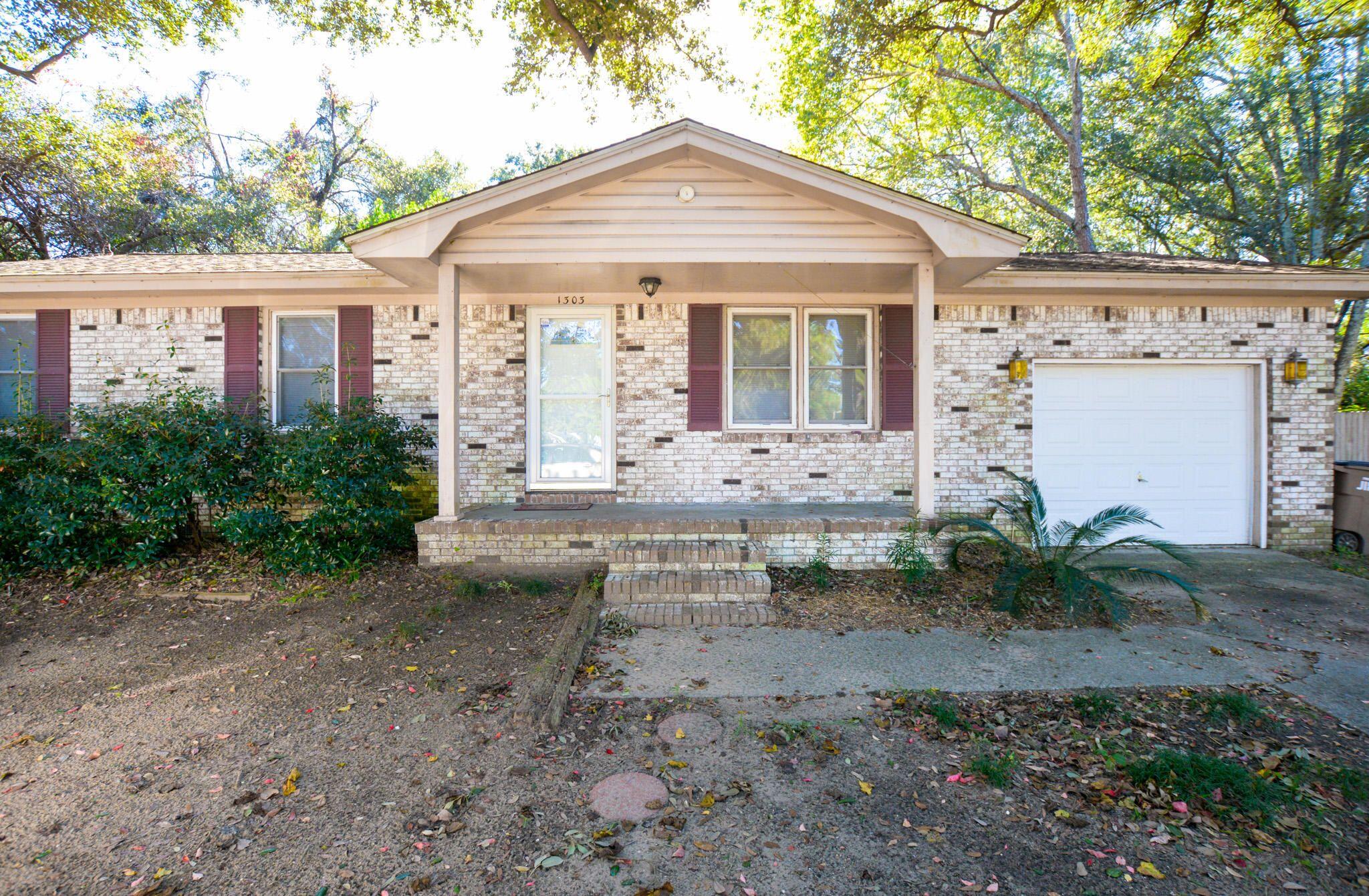 1303 Camp Road Charleston, SC 29412 - Photo 2 of 16 20211104144614137541000000-o