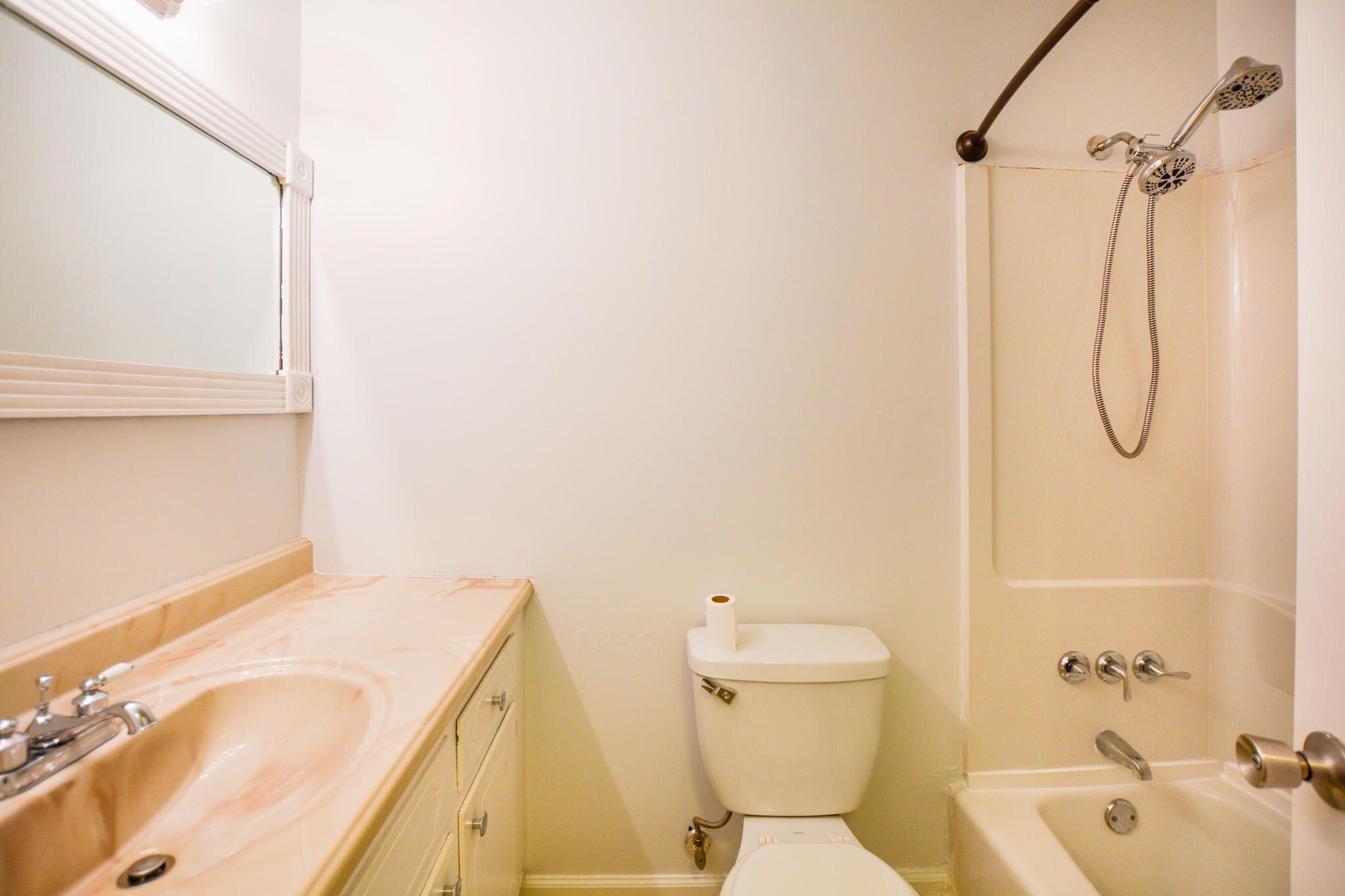 1303 Camp Road Charleston, SC 29412 - Photo 10 of 16 20211104144614626356000000-o