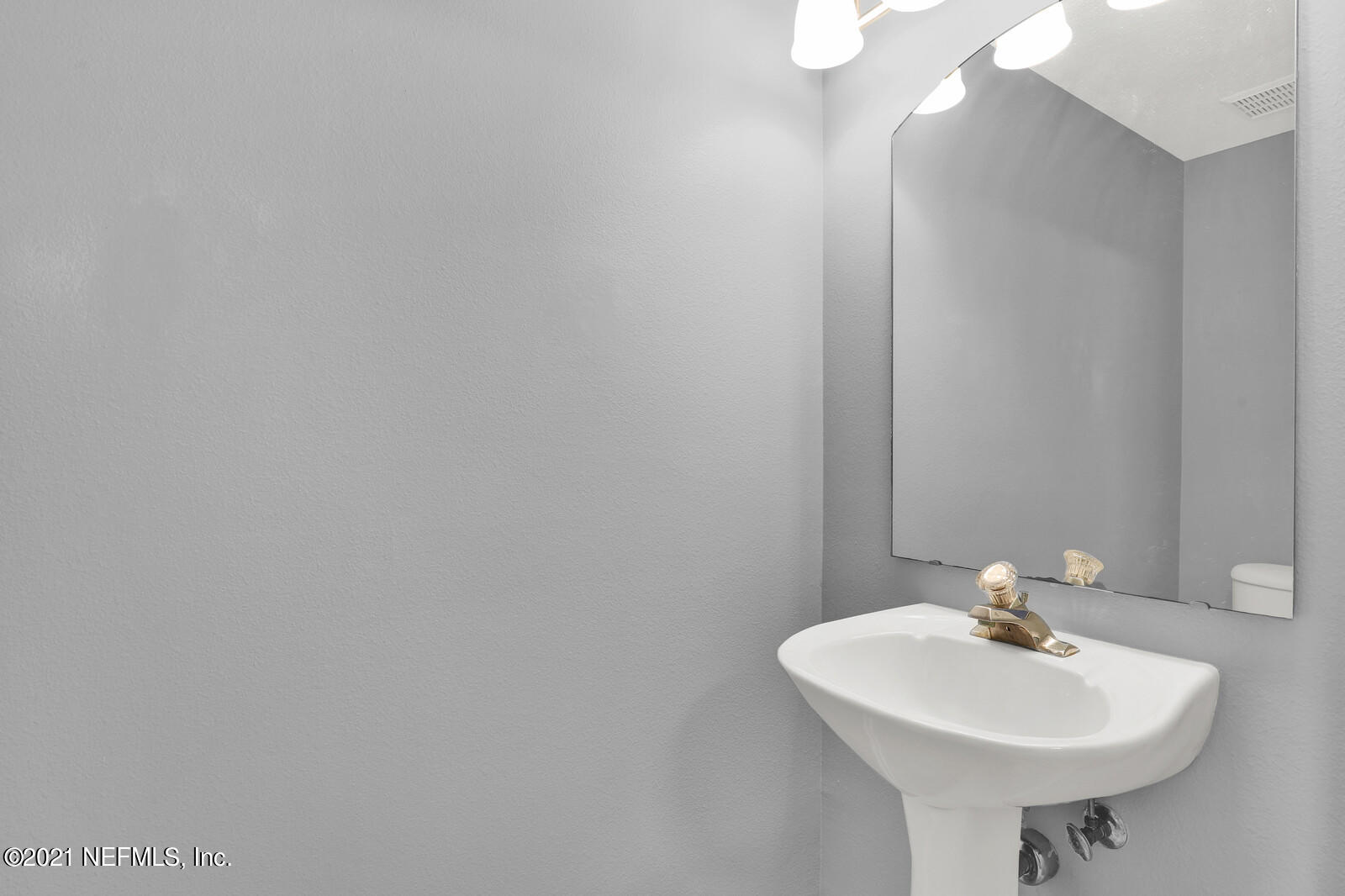 8230 Dames Point Crossing Boulevard, Unit 1304 Jacksonville, FL 32277 - Photo 10 of 23 09_2P5A3458_mls