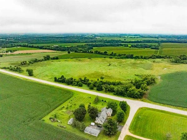 $375,000 | W11851 Highway 16/60 Columbus Wi 53925, Columbus, WI 53925
