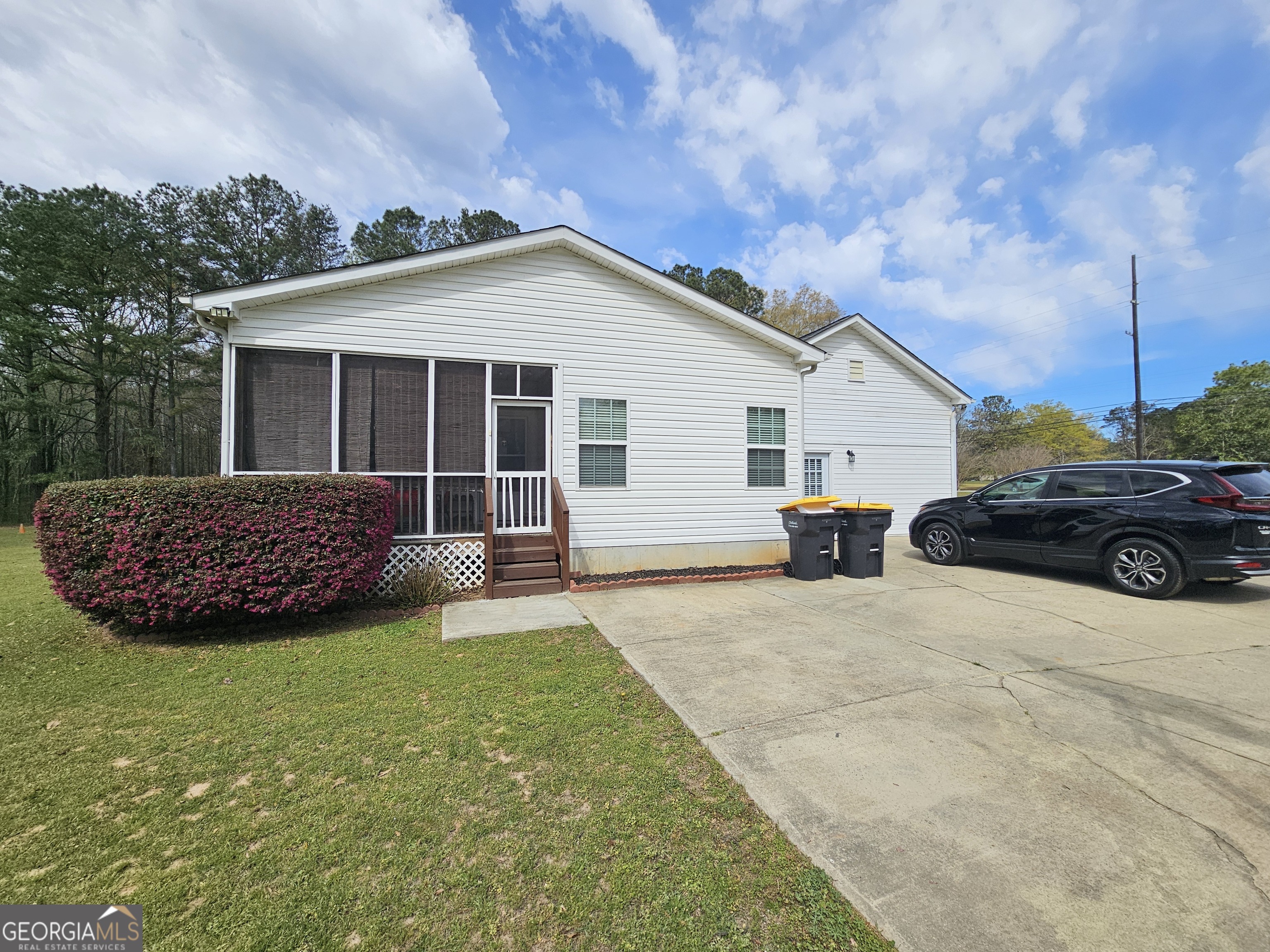 17 Goodwyn Road Newnan, GA 30265 - Photo 13 of 86