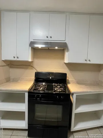 $1,300 | 128 Vanderbilt Street, San Antonio, TX 78210