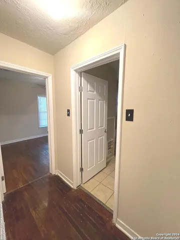 $1,300 | 128 Vanderbilt Street, San Antonio, TX 78210