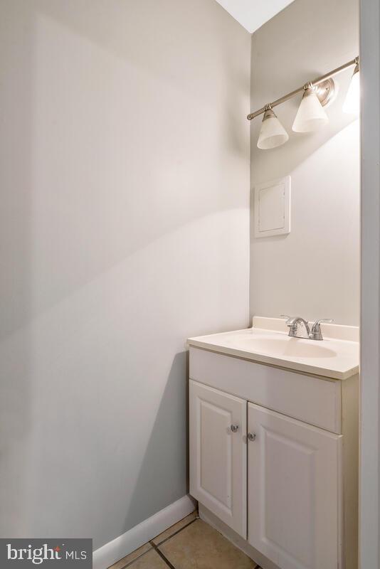 2702 2nd Street Southeast Washington, DC 20032 - Photo 10 of 34 1st floor bathroom