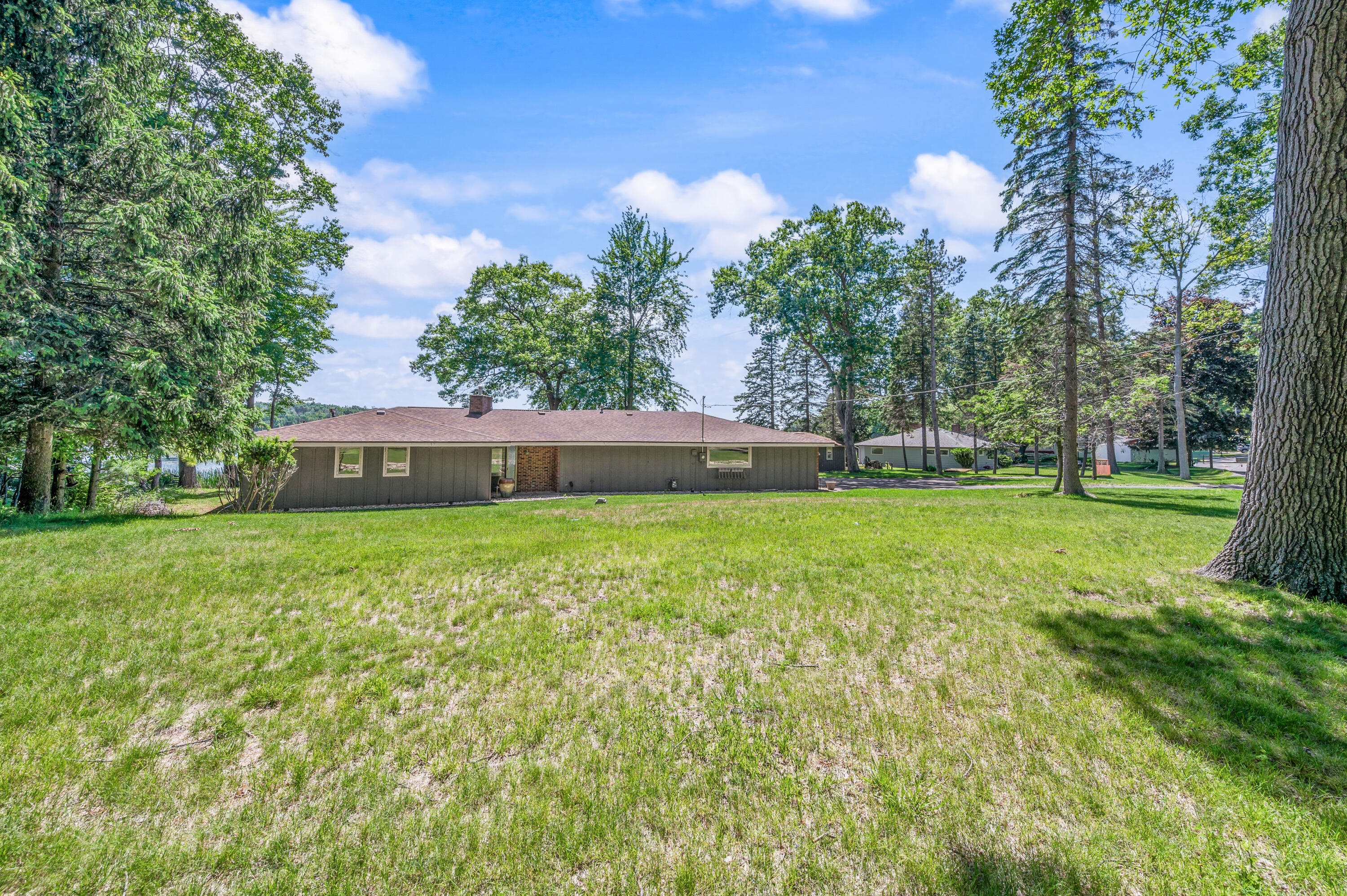 339 McNitt Road Manistee, MI 49660 - Photo 32 of 50 339-McNittRd-Manistee-29