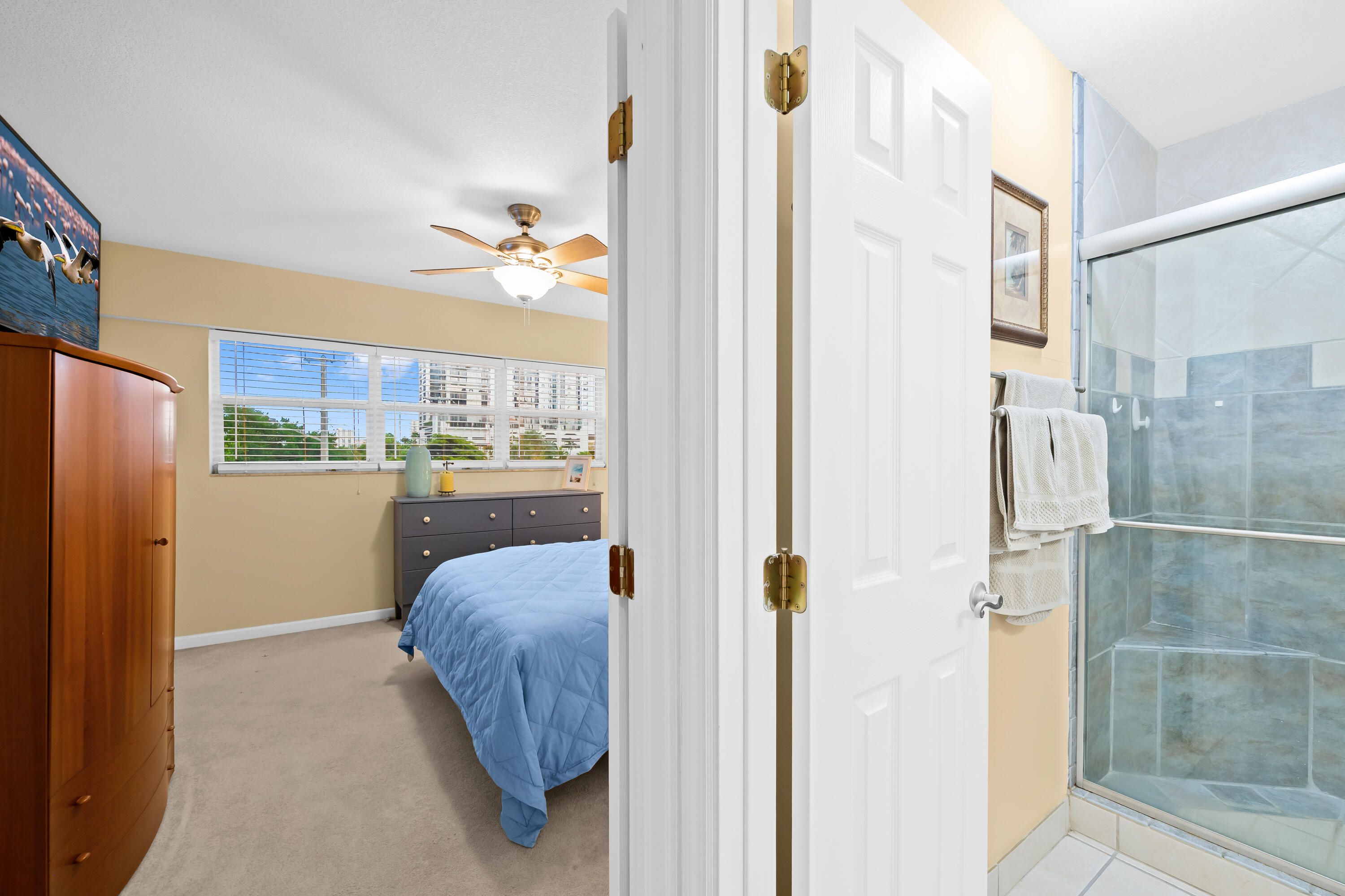 95 North Birch Road, Unit 304 Fort Lauderdale, FL 33304 - Photo 14 of 35 DSC_1566