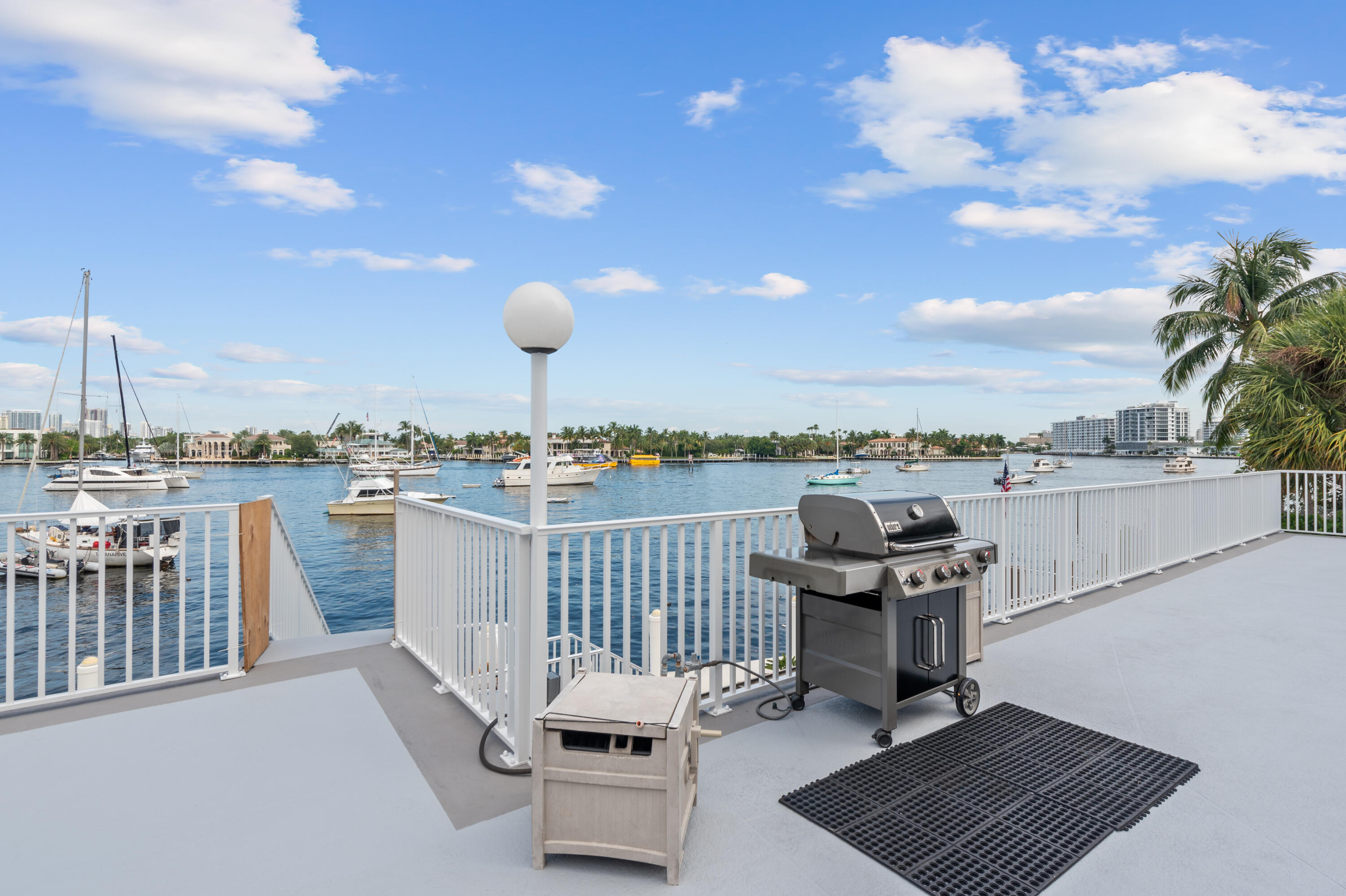 95 North Birch Road, Unit 304 Fort Lauderdale, FL 33304 - Photo 27 of 35 DSC_8515