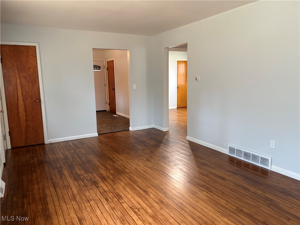 6490 Willow Way Andover, OH 44003 - Photo 4 of 17