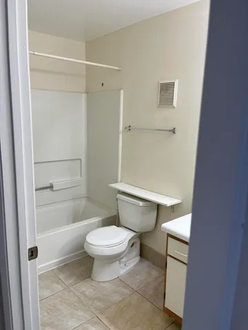 $1,950 | 815 West Boynton Beach Boulevard, Unit 12101, Boynton Beach, FL 33426