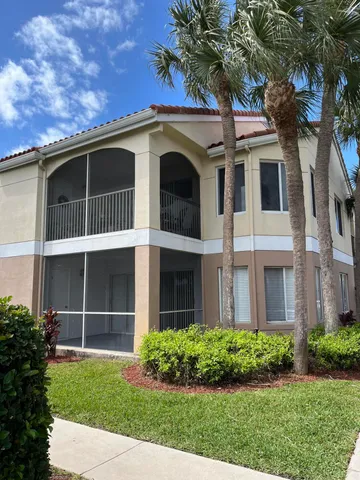 $1,950 | 815 West Boynton Beach Boulevard, Unit 12101, Boynton Beach, FL 33426
