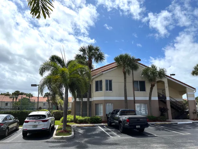 $1,950 | 815 West Boynton Beach Boulevard, Unit 12101, Boynton Beach, FL 33426