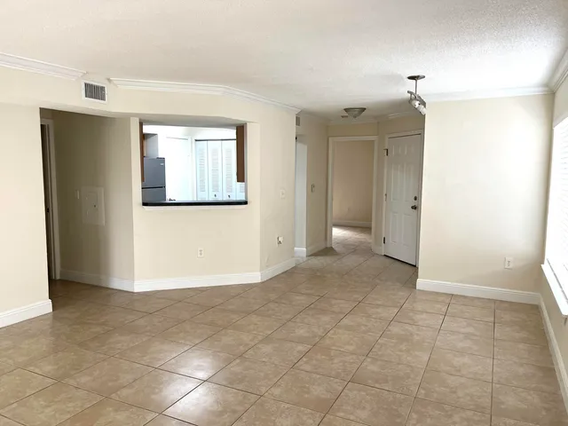 $1,950 | 815 West Boynton Beach Boulevard, Unit 12101, Boynton Beach, FL 33426
