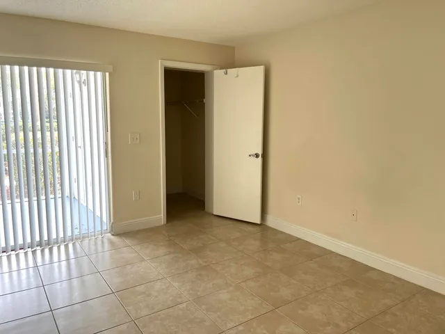 $1,950 | 815 West Boynton Beach Boulevard, Unit 12101, Boynton Beach, FL 33426