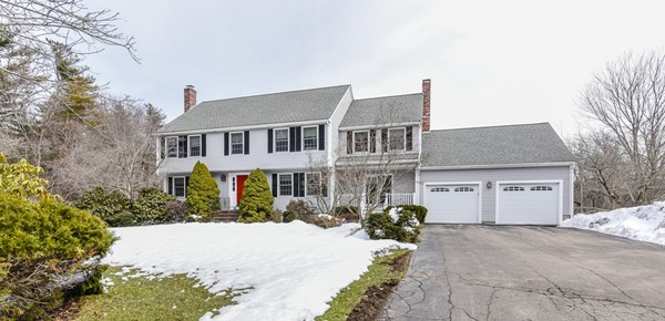 21 Raven Road Canton, MA 02021 - Photo 2 of 27