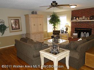 3904 Fox Run Jasper, AL 35504 - Photo 3 of 14 Gallery Image 3