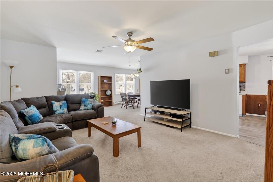 32 Abbey Road Brick, NJ 08723 - Photo 9 of 44 Living Room