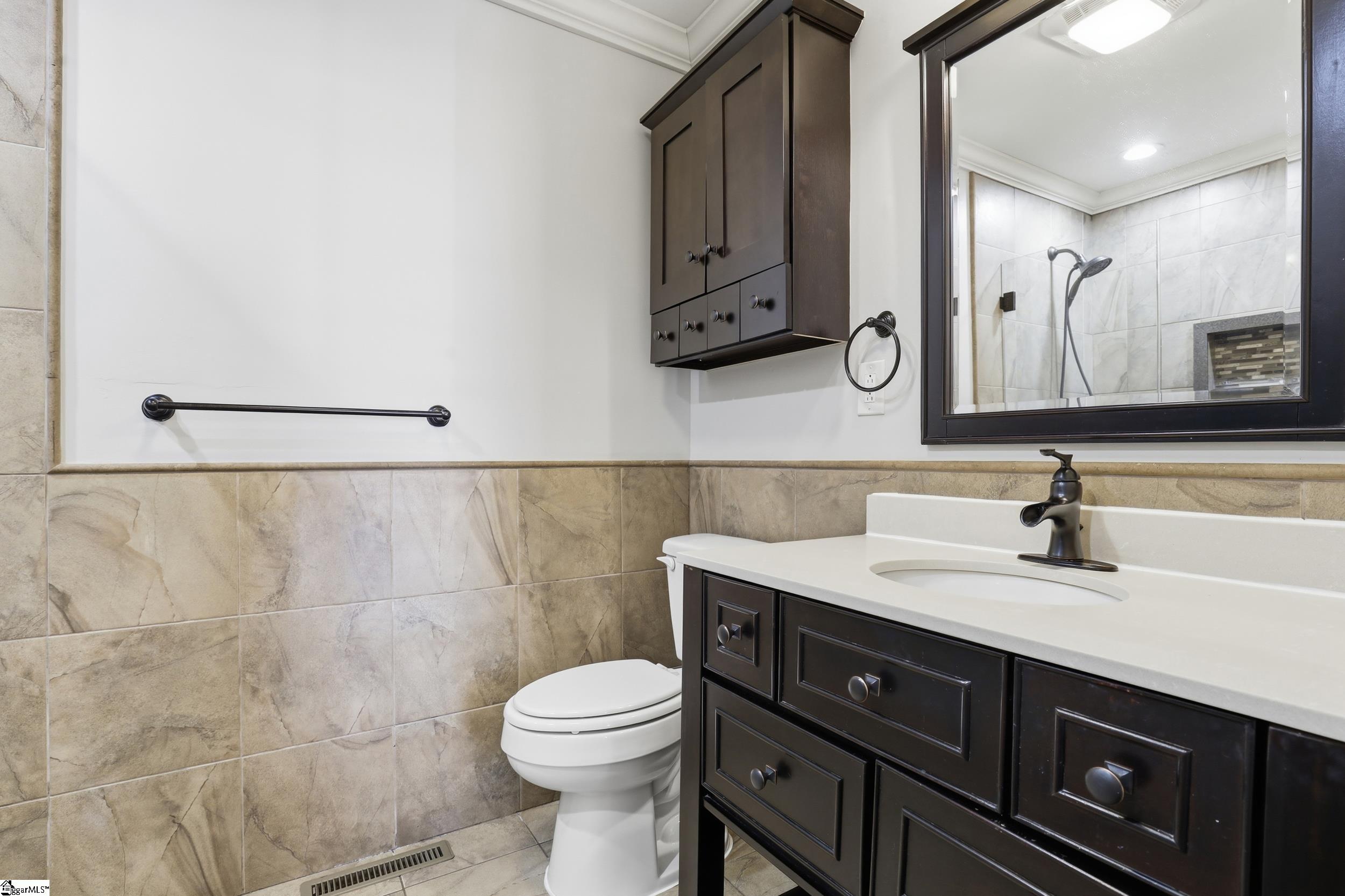 304 East 2nd Avenue Easley, SC 29640 - Photo 20 of 37