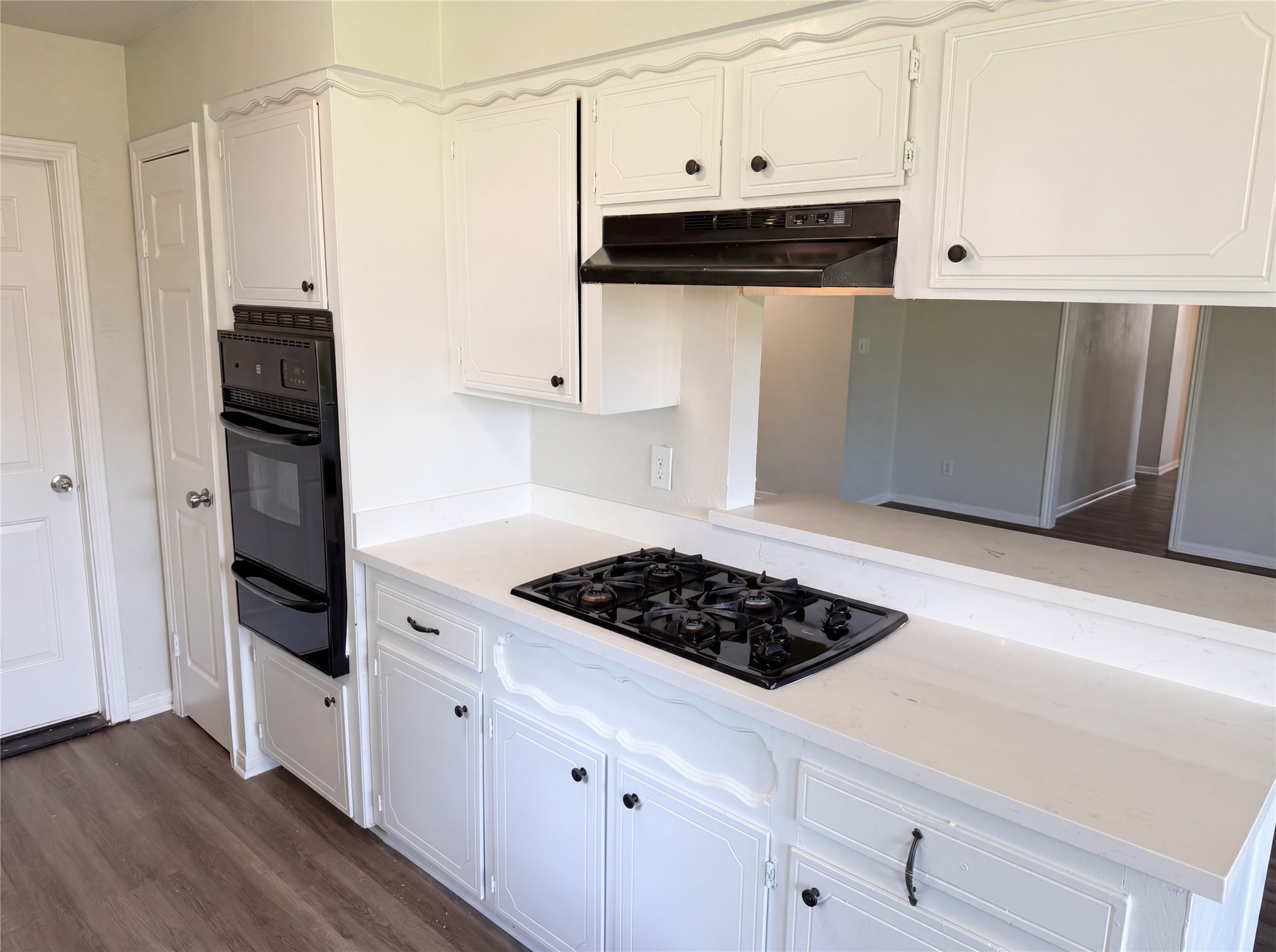 311 Fir Ridge Drive Houston, TX 77336 - Photo 9 of 21