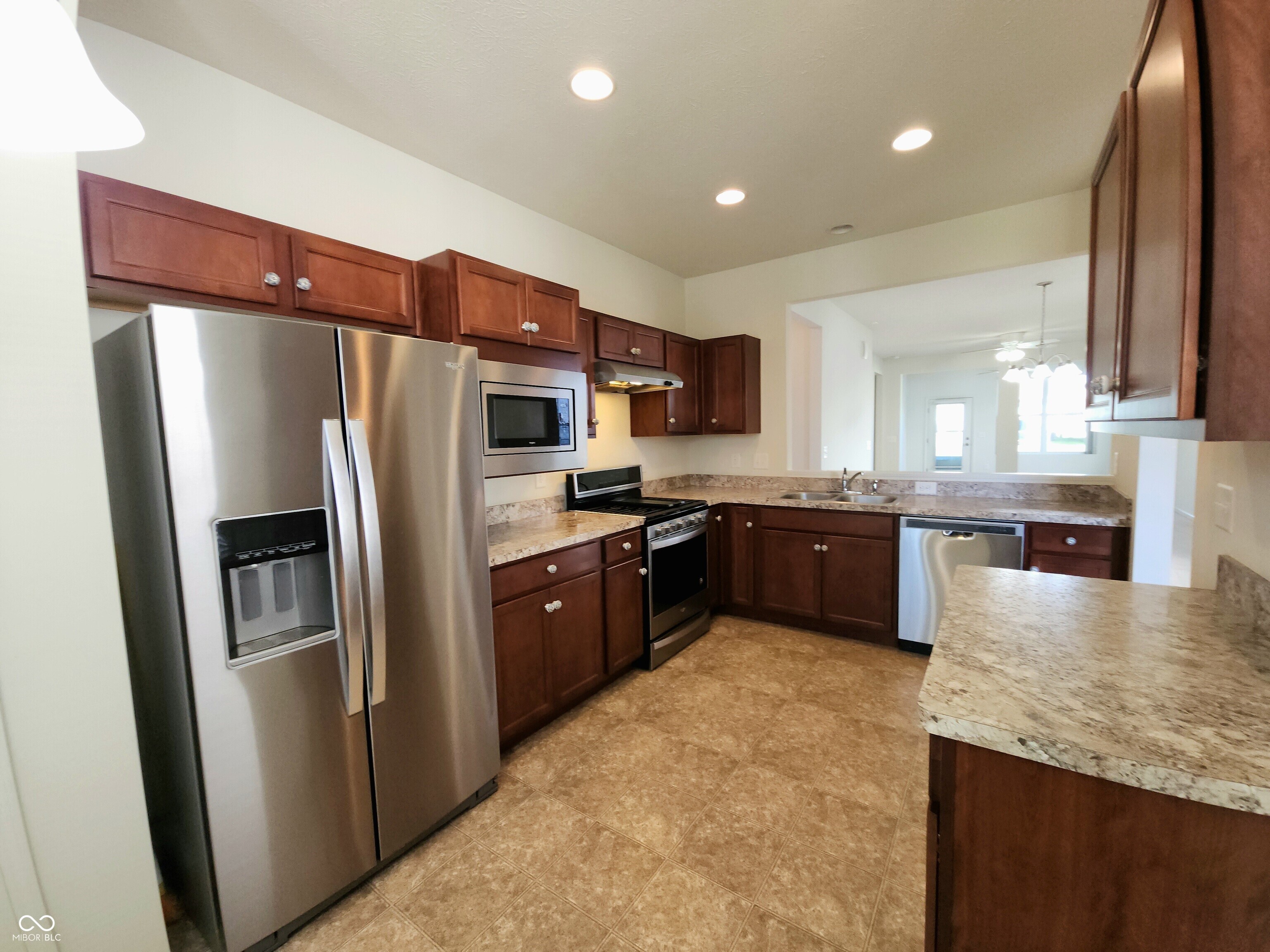 4889 Lilium Drive Plainfield, IN 46168 - Photo 12 of 54