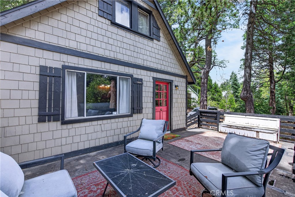 1190 Scenic Way Rimforest, CA 92378 - Photo 13 of 38