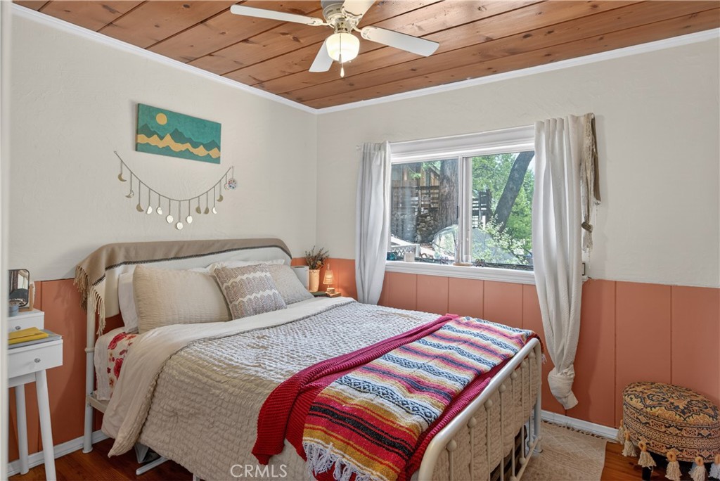 1190 Scenic Way Rimforest, CA 92378 - Photo 20 of 38