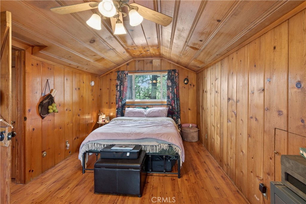 1190 Scenic Way Rimforest, CA 92378 - Photo 27 of 38