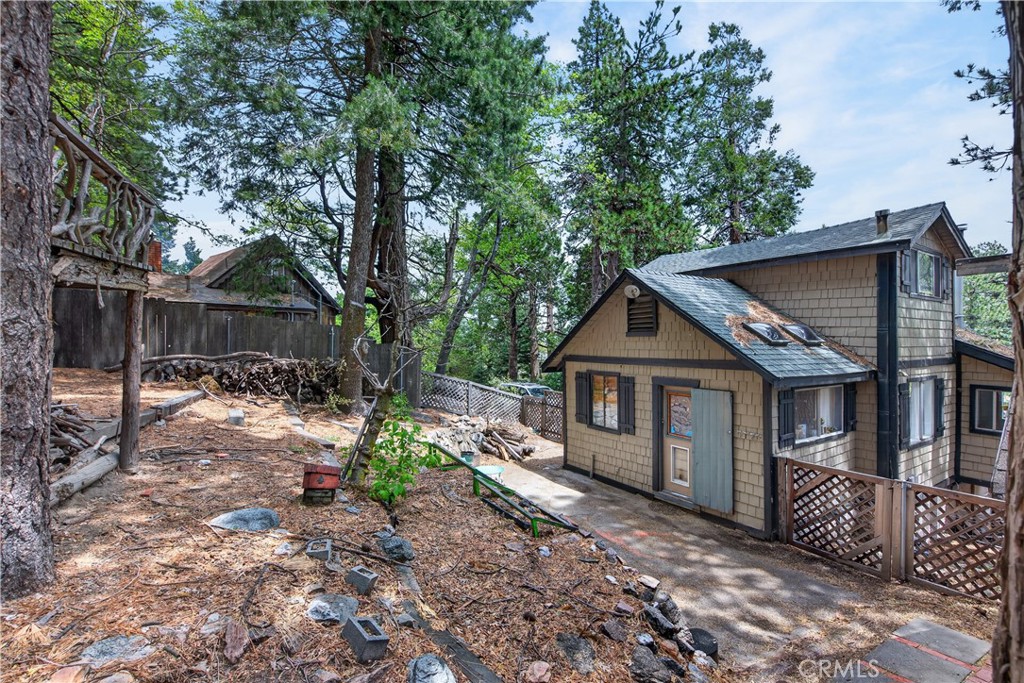 1190 Scenic Way Rimforest, CA 92378 - Photo 35 of 38