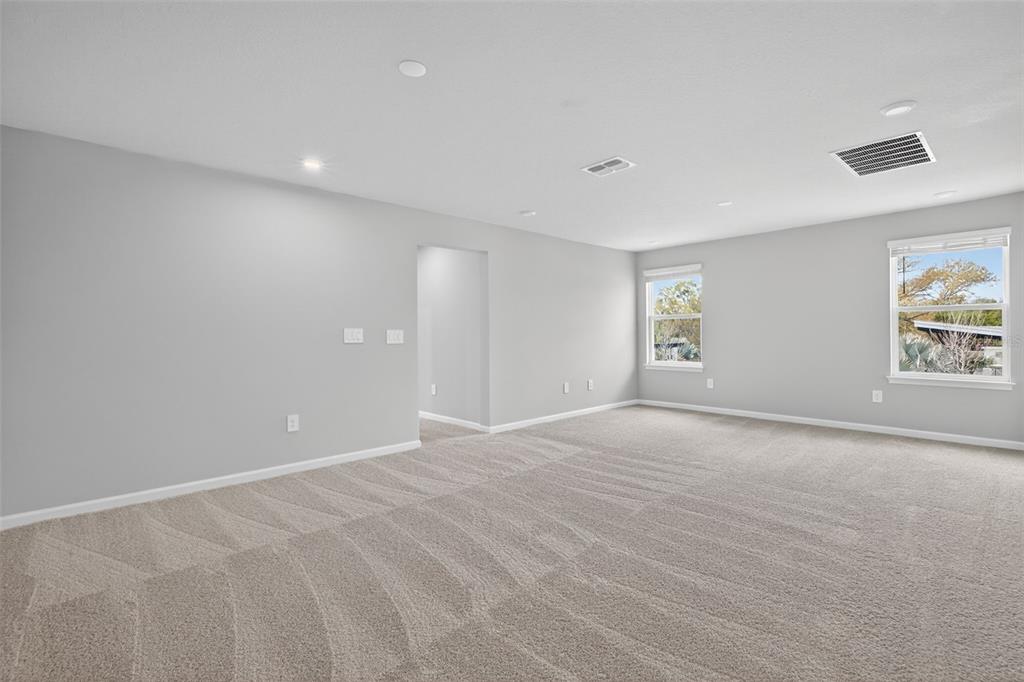 3350 Timber Xing Avenue Brandon, FL 33511 - Photo 17 of 35 a view of an empty room with a window