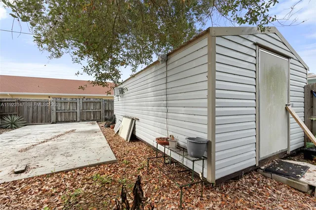 $699,000 | 112 Milton Street, Lantana, FL 33462