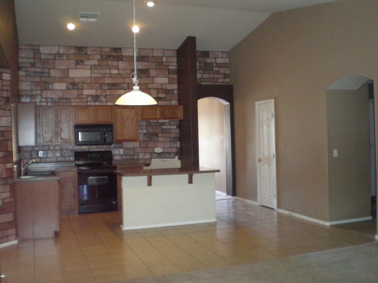 42 Mountain View Road Queen Creek, AZ 85143 - Photo 6 of 9 Kitchen with Island