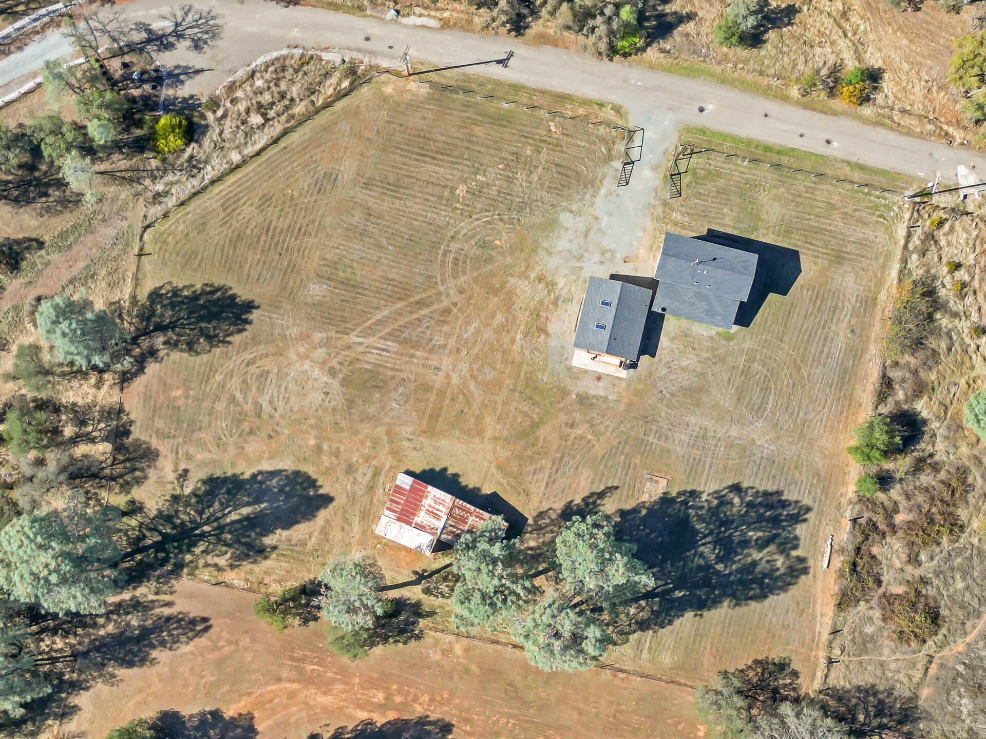 15557 Cloverdale Road Anderson, CA 96007 - Photo 10 of 37 15557CloverdaleRoad-37