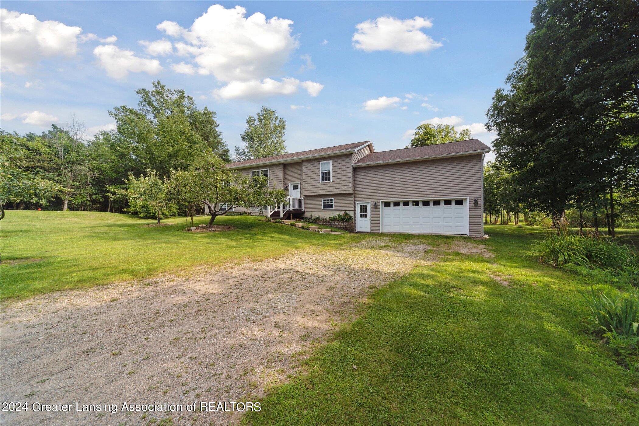 721 West Barnes Road Mason, MI 48854 - Photo 4 of 66 04-4