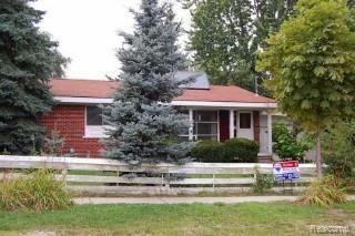1120 State Road Fenton, MI 48430 - Photo 1 of 4 Property Photo