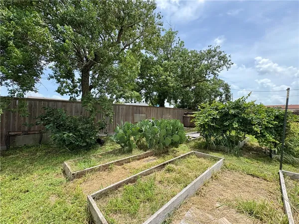 $239,900 | 127 Copano Heights Boulevard, Rockport, TX 78382
