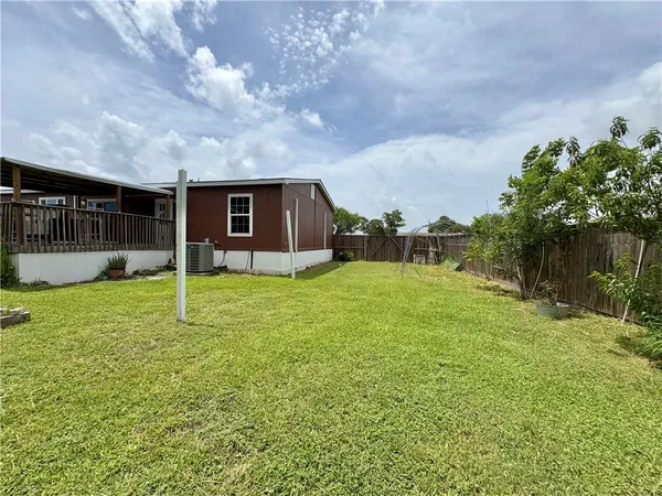 $239,900 | 127 Copano Heights Boulevard, Rockport, TX 78382