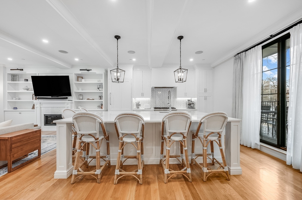 799 East 3rd Street, Unit 2 Boston, MA 02127 - Photo 2 of 40