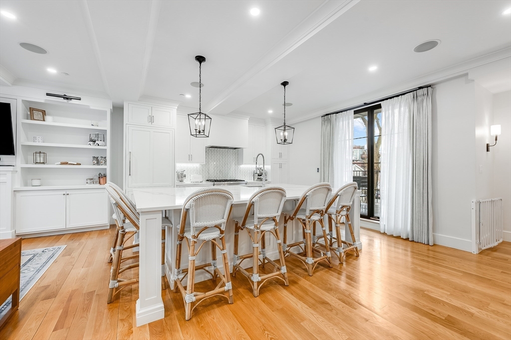 799 East 3rd Street, Unit 2 Boston, MA 02127 - Photo 3 of 40
