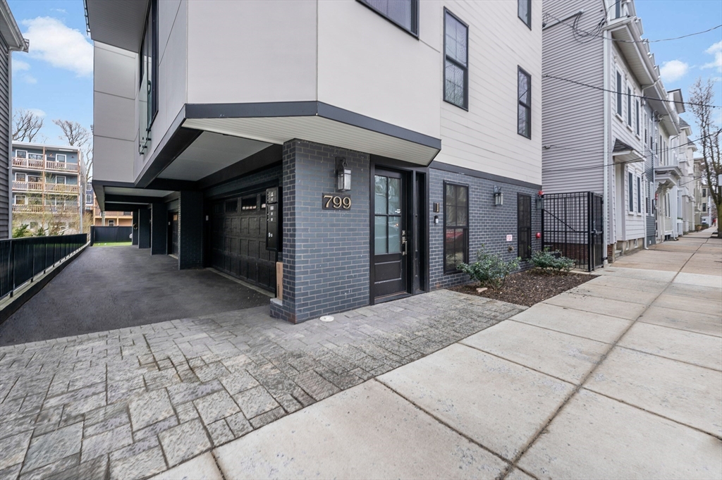 799 East 3rd Street, Unit 2 Boston, MA 02127 - Photo 35 of 40