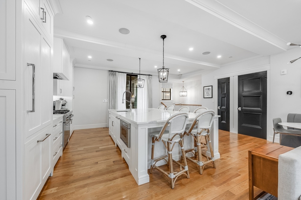 799 East 3rd Street, Unit 2 Boston, MA 02127 - Photo 4 of 40