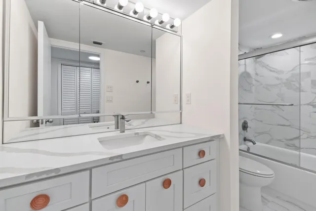 $799,000 | 3322 Casseekey Island Road, Unit 302, Jupiter, FL 33477