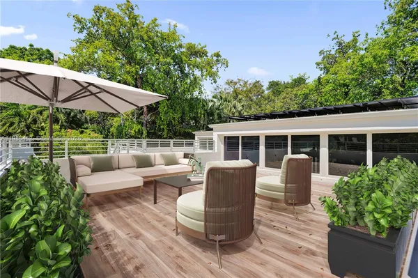 $1,198,000 | 3126 Center Street, Unit 8, Coconut Grove, FL 33133