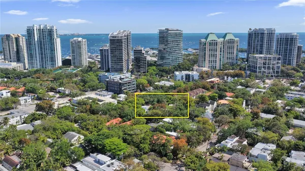 $1,198,000 | 3126 Center Street, Unit 8, Coconut Grove, FL 33133