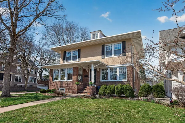 $650,000 | 1397 Lincoln Avenue, St. Paul, MN 55105