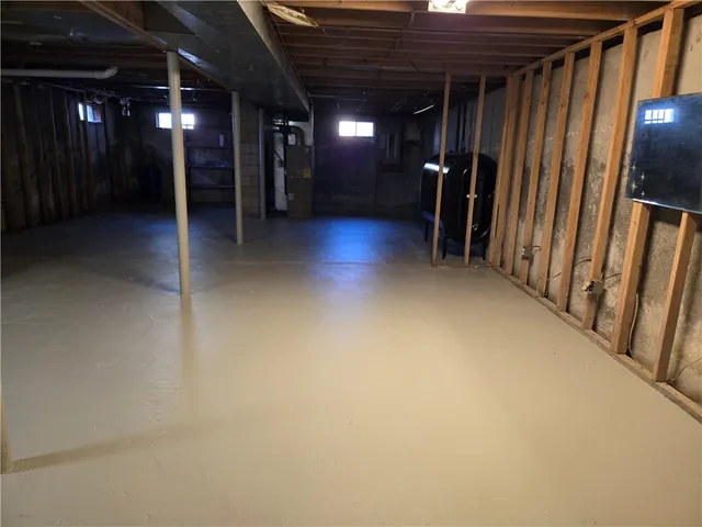 $499,900 | 416 Gardiner Road, Richmond, RI 02892