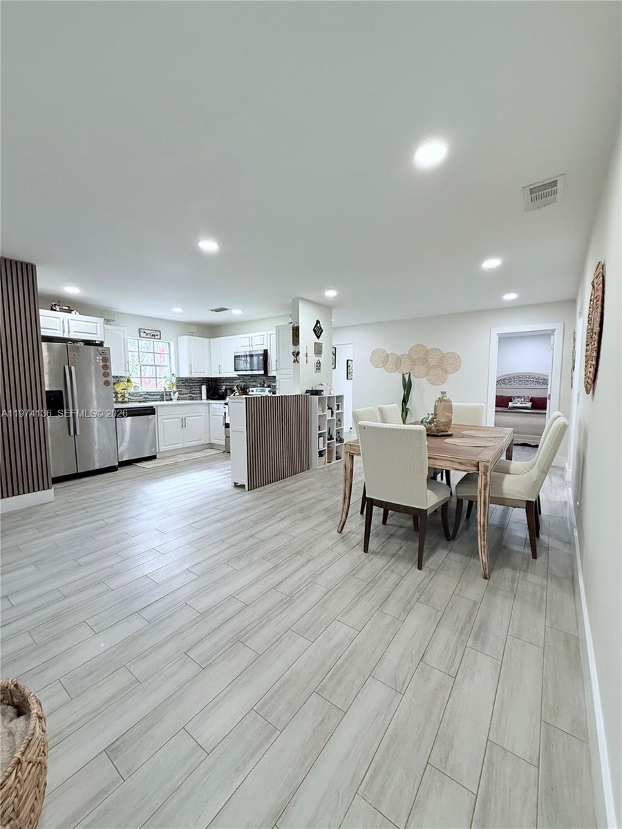 22355 Southwest 57th Circle Boca Raton, FL 33428 - Photo 4 of 21