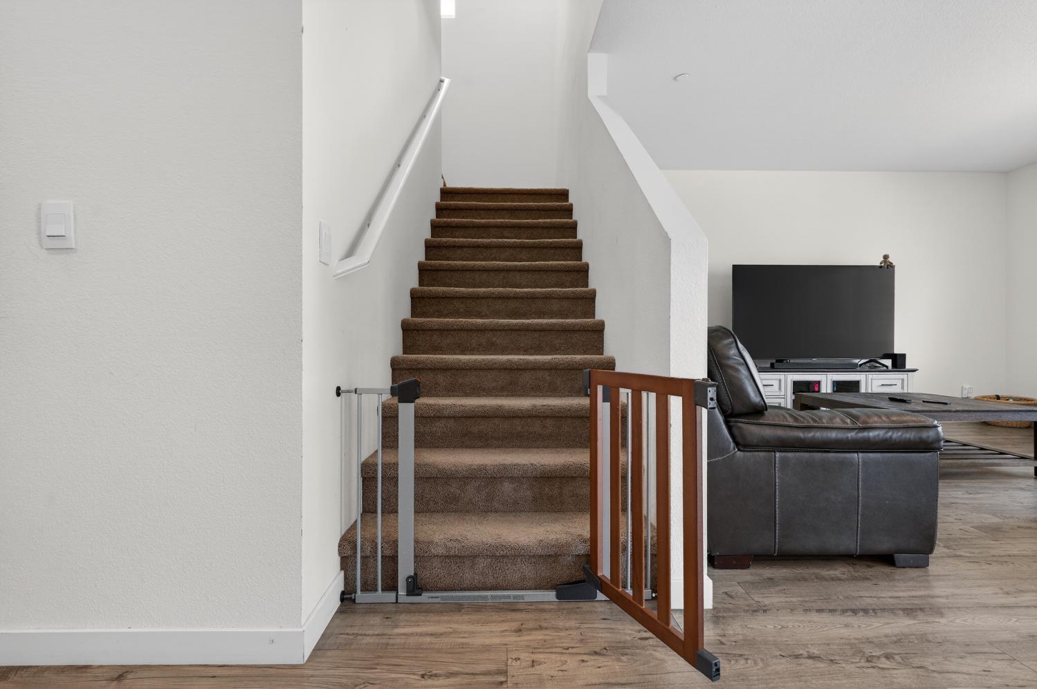 8883 Sebago Way Elk Grove, CA 95758 - Photo 25 of 58