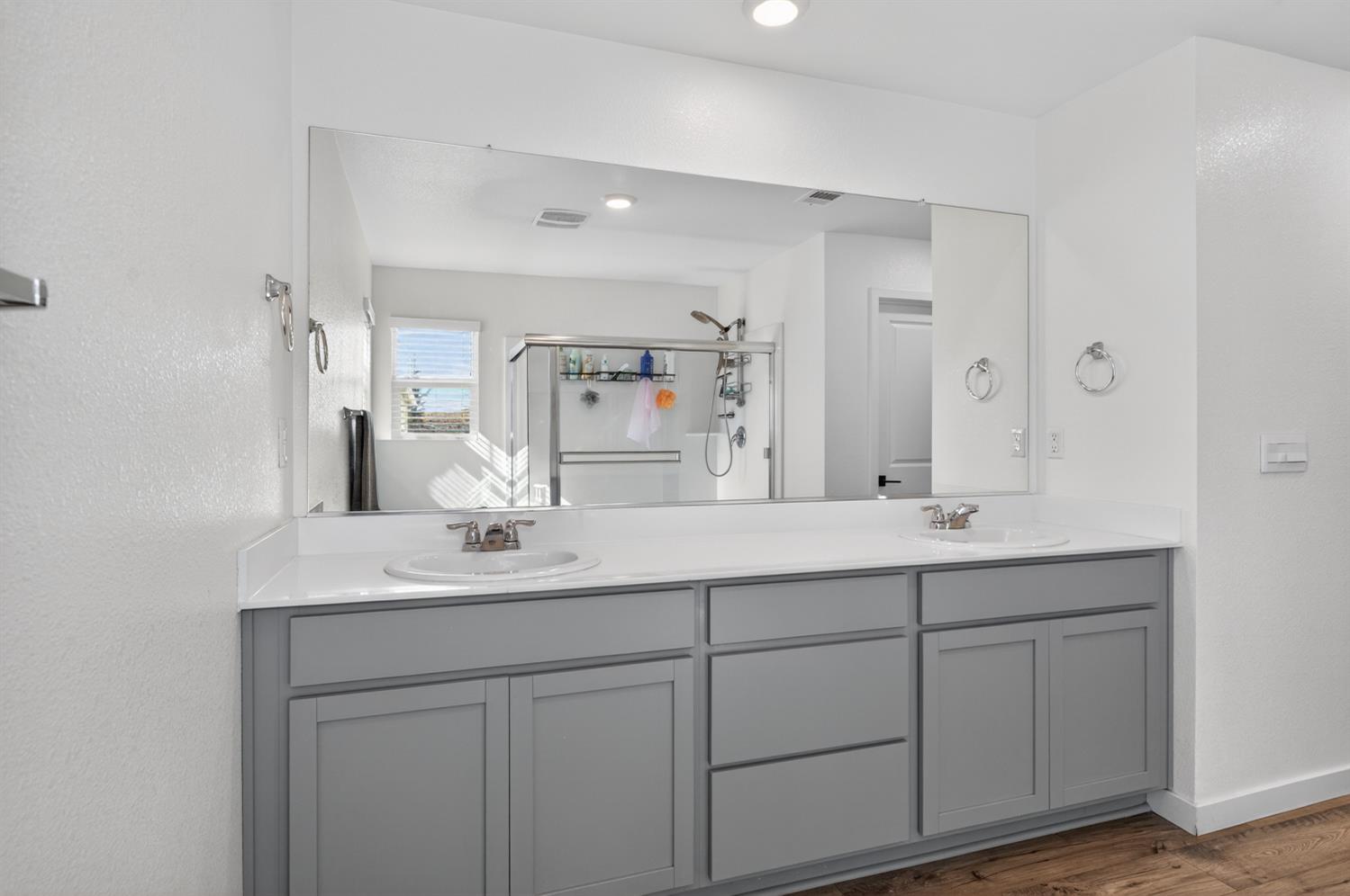 8883 Sebago Way Elk Grove, CA 95758 - Photo 32 of 58