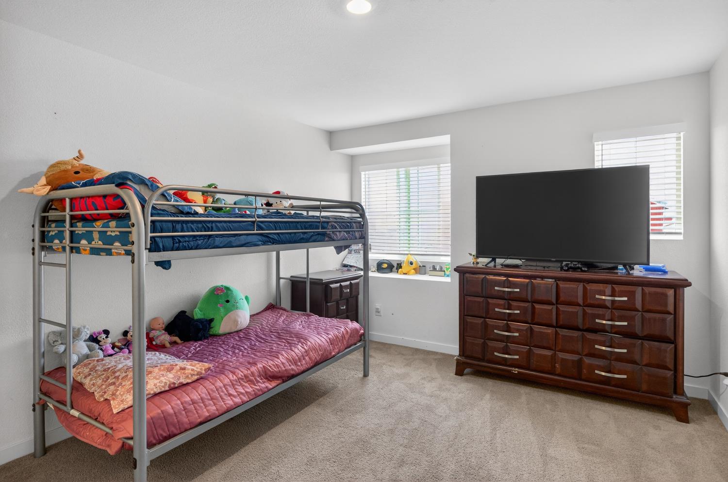 8883 Sebago Way Elk Grove, CA 95758 - Photo 36 of 58