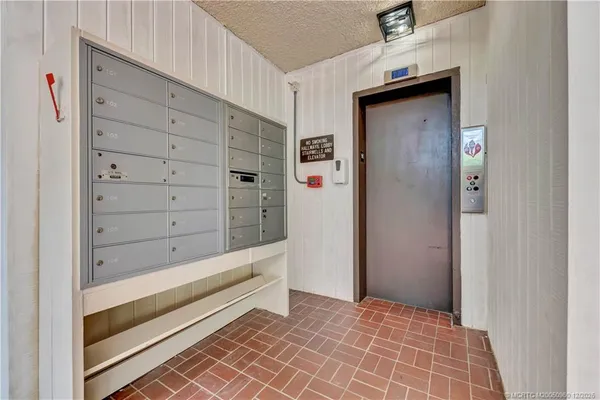 $169,900 | 1800 Southeast St Lucie Boulevard, Unit 5207, Stuart, FL 34996