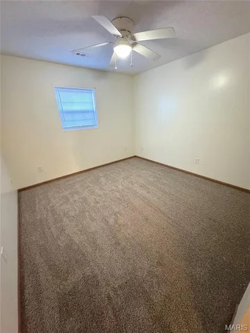 $875 | 1315 Main Street, Unit D, Highland, IL 62249